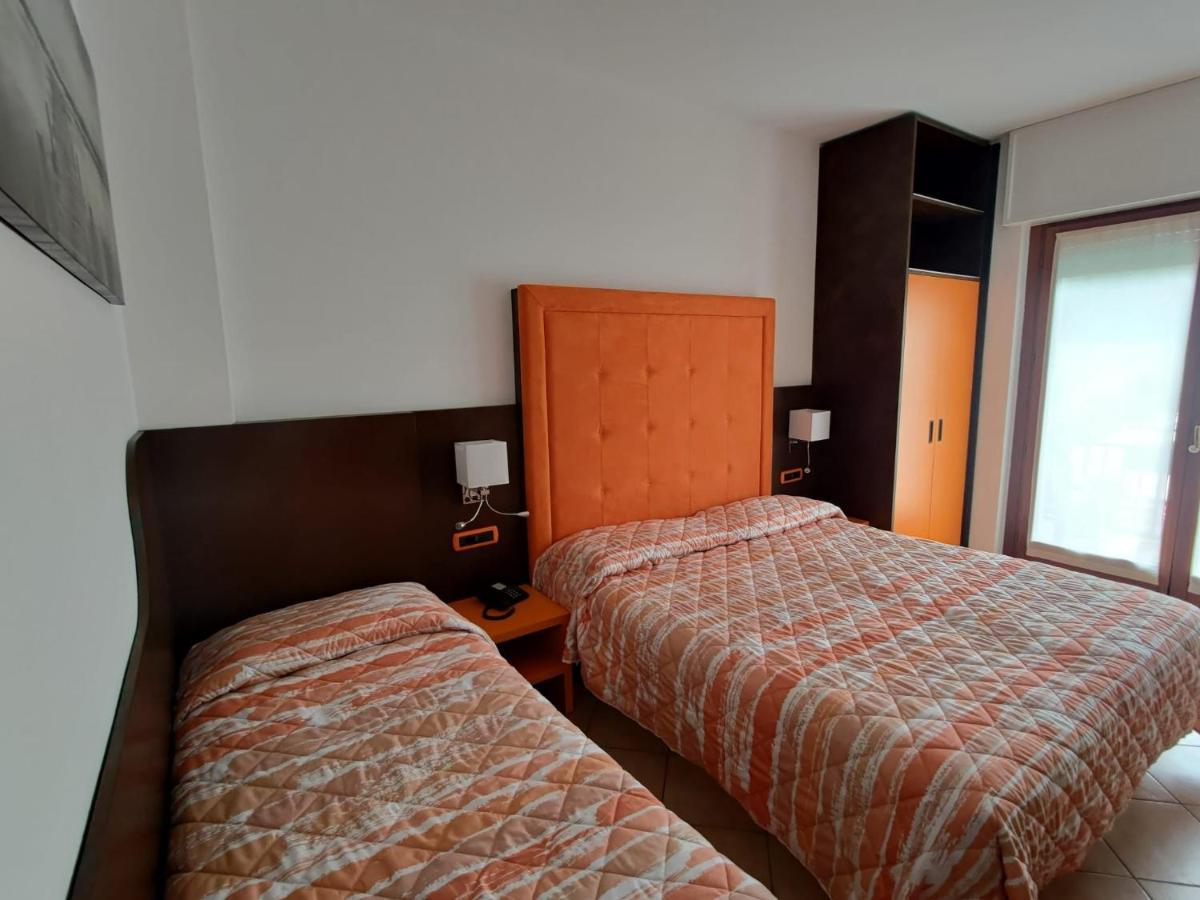 ברנצונה סול גארדה Albergo Casa Este מראה חיצוני תמונה