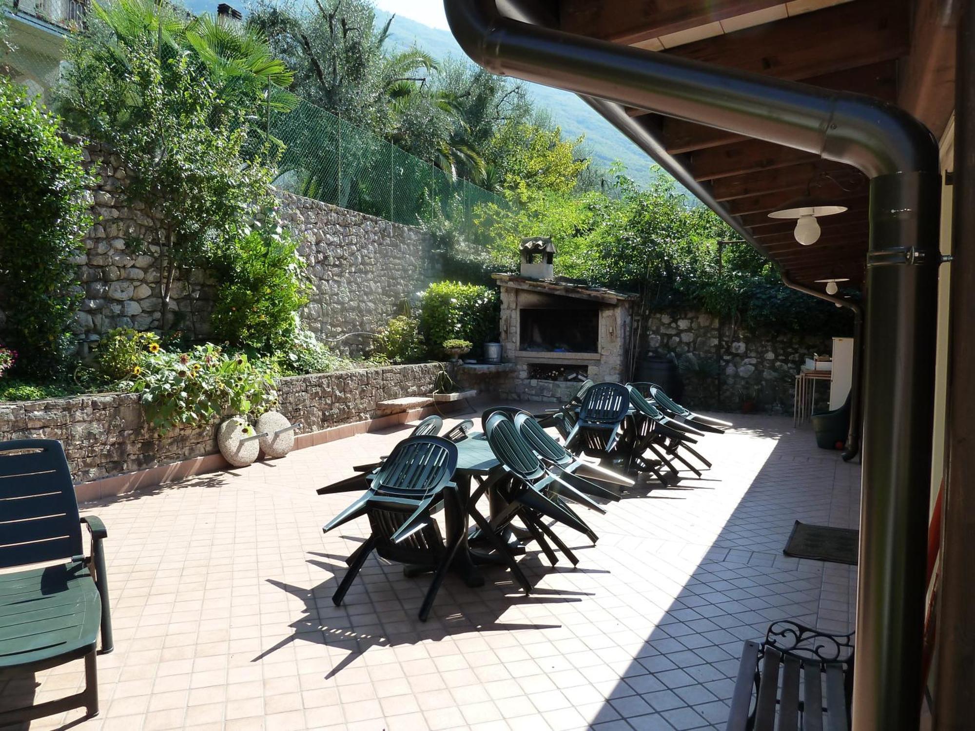ברנצונה סול גארדה Albergo Casa Este מראה חיצוני תמונה