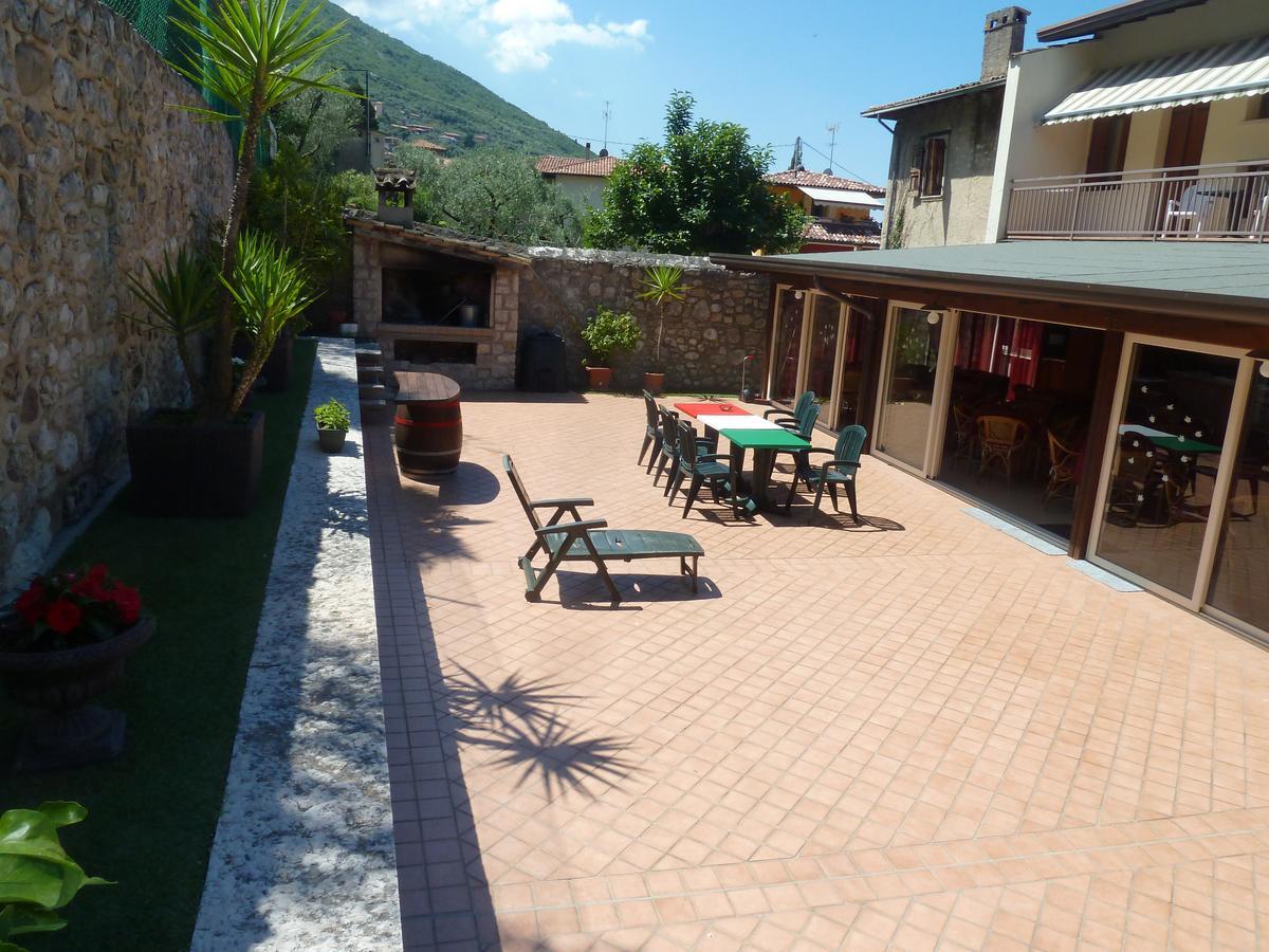 ברנצונה סול גארדה Albergo Casa Este מראה חיצוני תמונה